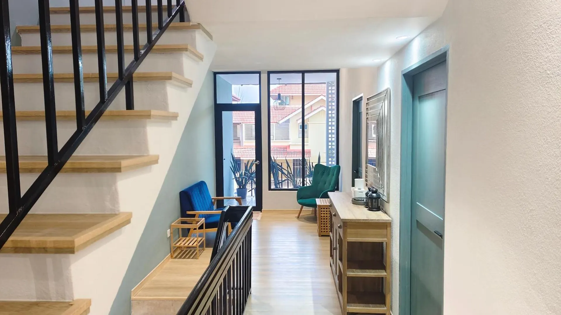 35 Beachhouse Batu Ferringhi 7 Bedroom 7 Bathroom Ev Friendly Vakantiehuis
