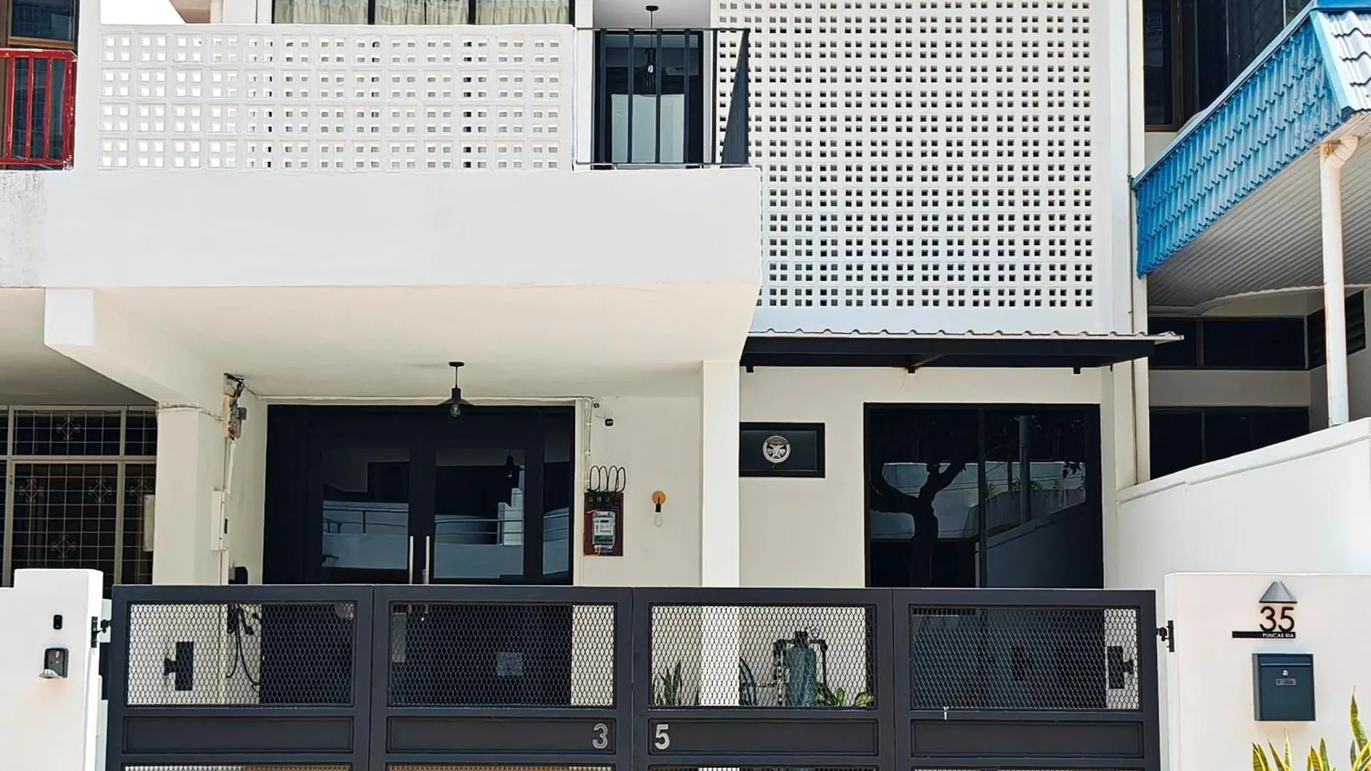 35 Beachhouse Batu Ferringhi 7 Bedroom 7 Bathroom Ev Friendly Vakantiehuis