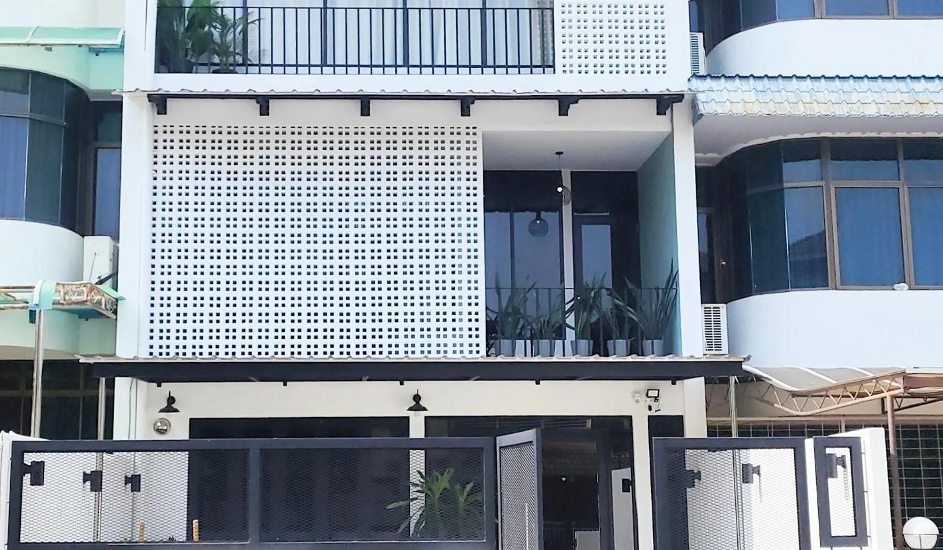 35 Beachhouse Batu Ferringhi 7 Bedroom 7 Bathroom Ev Friendly 0*,  Maleisië