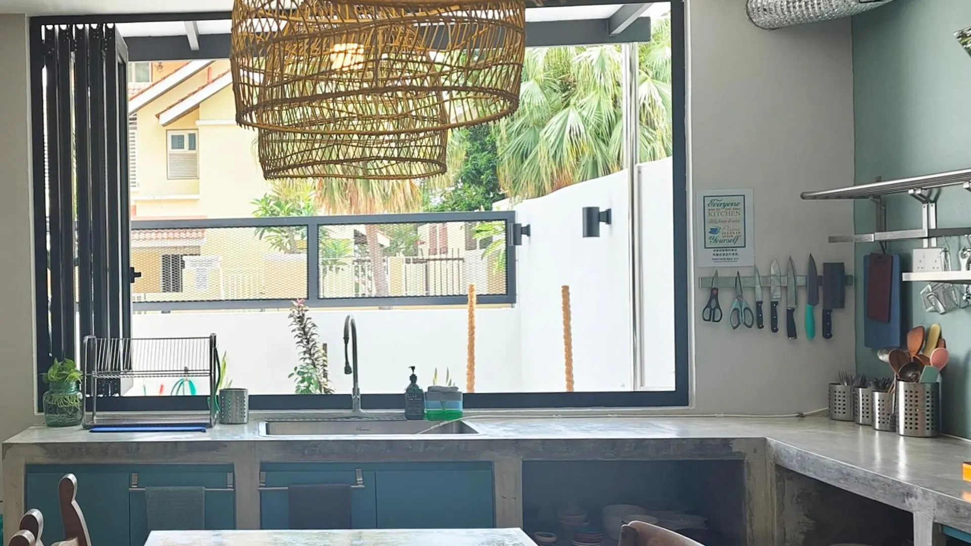 Holiday home 35 Beachhouse Batu Ferringhi 7 Bedroom 7 Bathroom Ev Friendly Malaysia